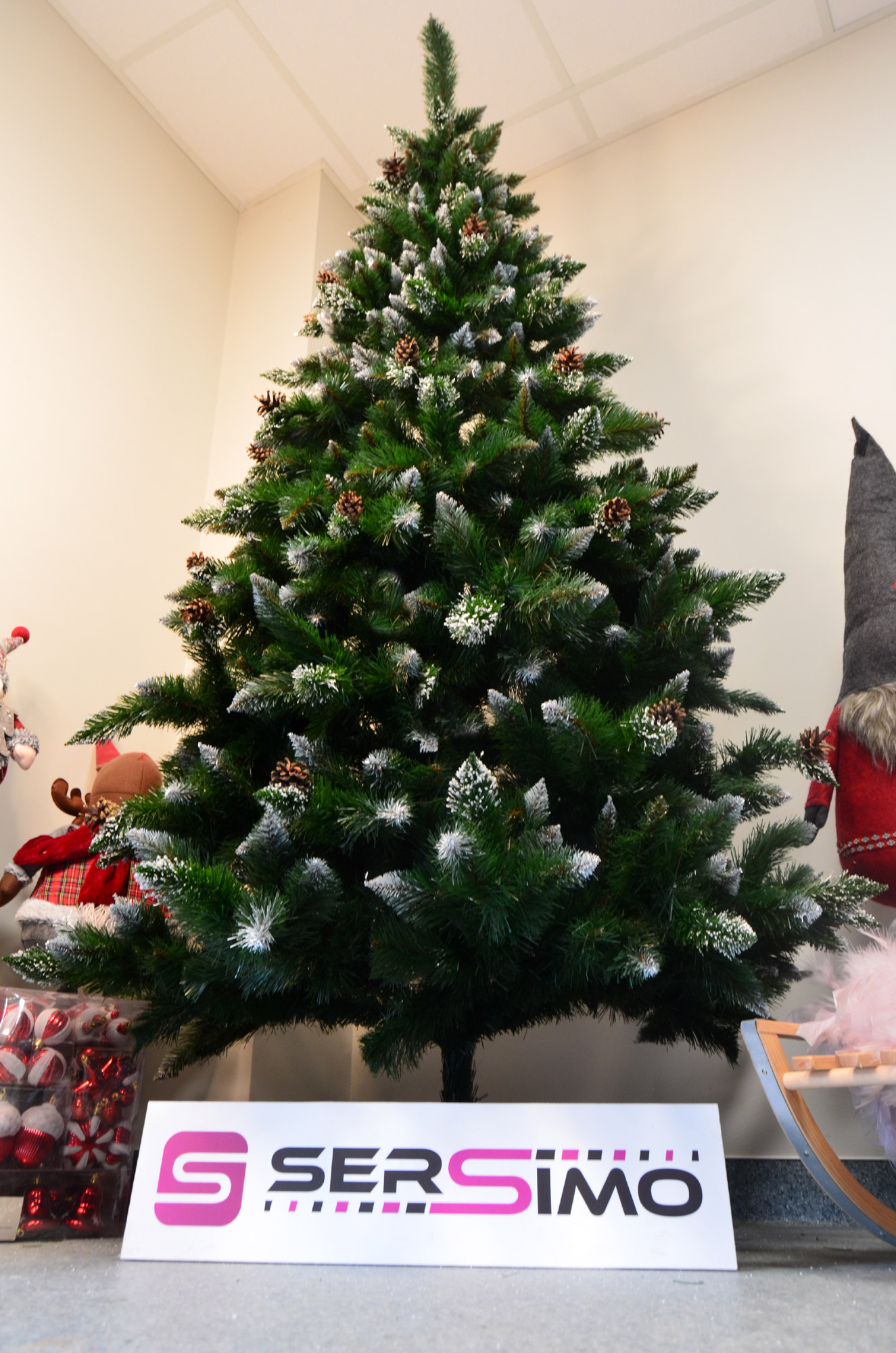 Brad artificial Christmas Deluxe by Sersimo, Islanda, cu ornamente de cristal si conuri, 220cm - Image 7