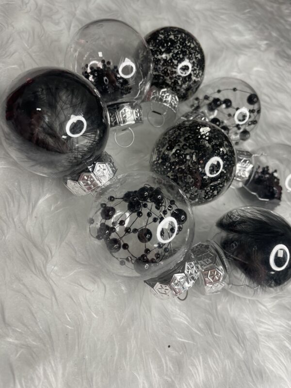 Set globuri de Craciun Inedit, 24 bucati, 5cm, transparente cu interior negru - Image 10