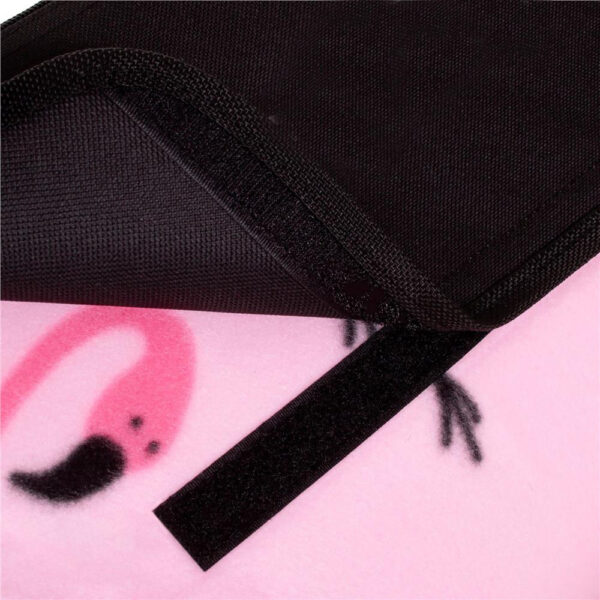 Patura pentru picnic sau plaja, cu folie izolatoare si maner, 150x180cm, flamingo, roz - Image 4