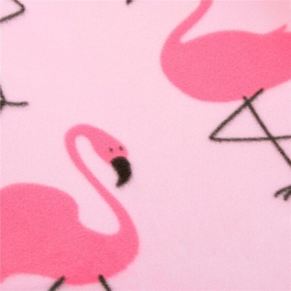 Patura pentru picnic sau plaja, cu folie izolatoare si maner, 150x180cm, flamingo, roz - Image 6