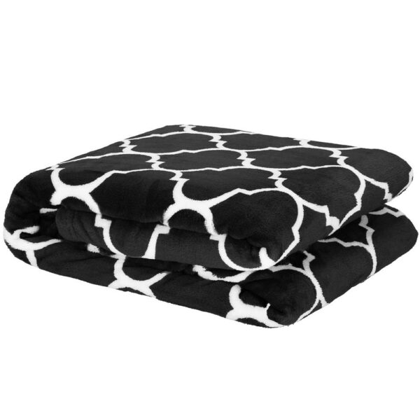 Patura pufoasa pentru 2 persoane, 200x220cm, cu model trifoi marocan, negru alb - Image 2
