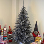 Brad artificial Christmas Deluxe by Sersimo, Silver, argintiu lucios, 220cm