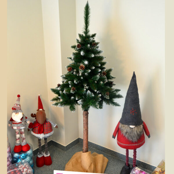 Mesterséges karácsonyfa Christmas Deluxe by Sersimo, fa törzsű talppal, havas tobozokkal díszített, 190 cm