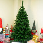 Brad artificial Christmas Deluxe by Sersimo, Viena, 220cm