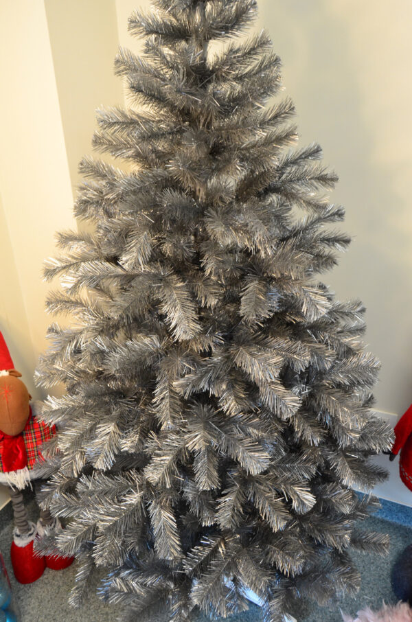 Brad artificial Christmas Deluxe by Sersimo, Silver, argintiu lucios, 200cm - Image 14