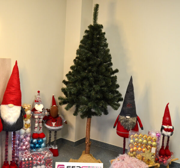 Mesterséges karácsonyfa Christmas Deluxe by Sersimo, fa törzsű talppal, Nature, 220 cm - Image 14