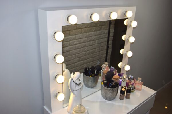 Masa de toaleta si machiaj Hollywood, alba, cu oglinda si 12 LED-uri, 80x40x140 cm - Image 5