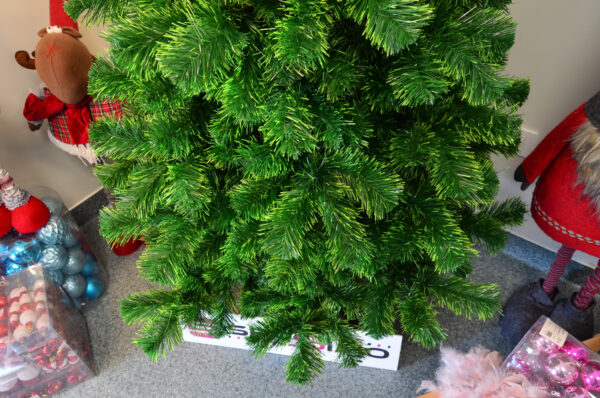 Brad artificial Christmas Deluxe by Sersimo, Duo, doua nuante verde, 200cm - Image 12