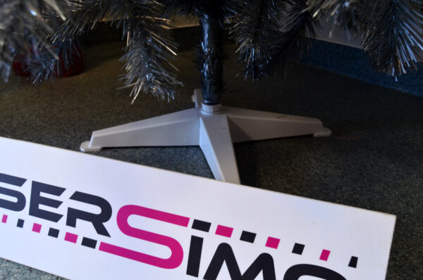 Brad artificial Christmas Deluxe by Sersimo, Silver, argintiu lucios, 220cm - Image 8
