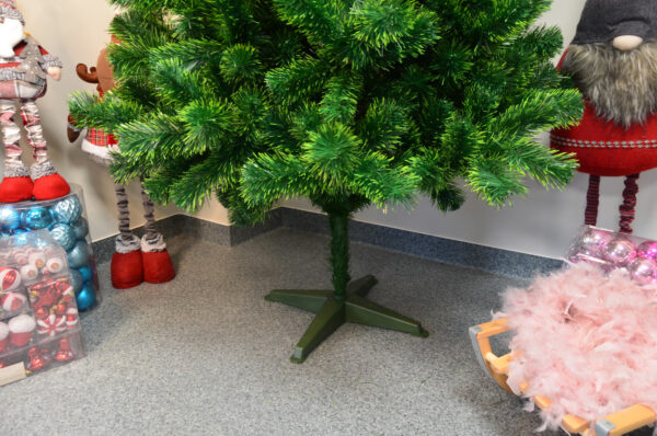 Brad artificial Christmas Deluxe by Sersimo, Duo, doua nuante verde, 240cm - Image 14