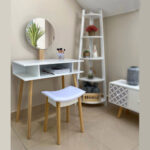 Öltöző és sminkasztal garnitúra skandináv székkel, fehér, tükörrel, 75x45x130 cm