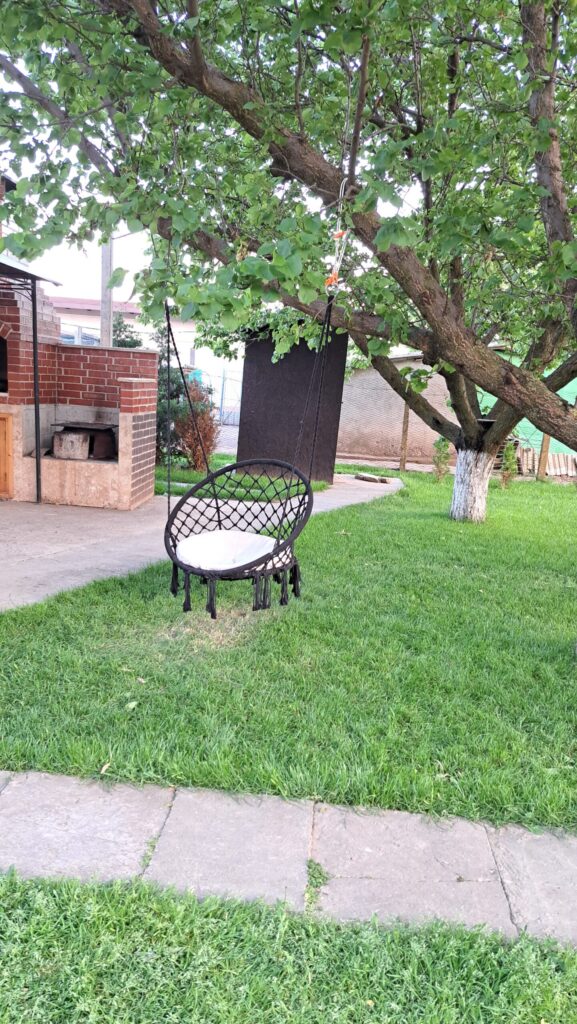 Image #2 from Latu Mariana