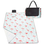 Patura pentru picnic sau plaja, cu folie izolatoare si maner, 130x170cm, flamingo