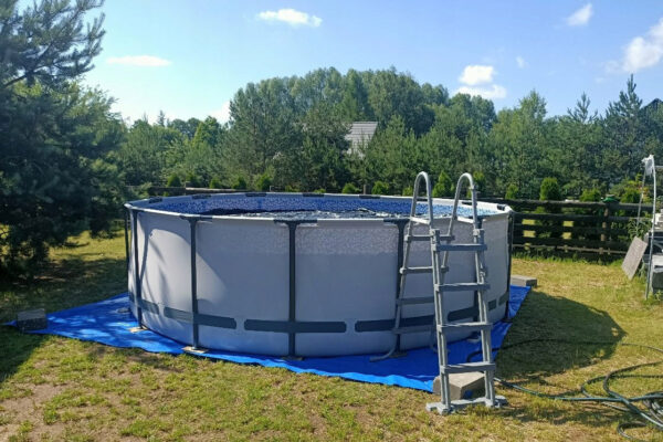 Piscina cadru metalic Bestway, 457x122cm, 16.000 litri, cu pompa de filtrare, scara si prelata - Image 4