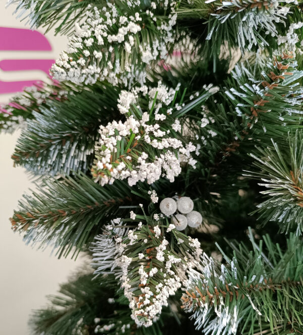 RESIGILAT: Brad artificial Christmas Deluxe by Sersimo, Crystal nins cu merisoare, 2D, 180cm - Image 6