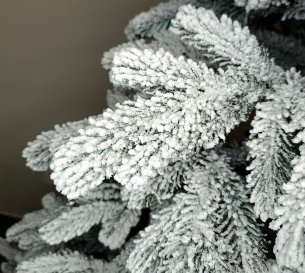 Műfenyő Christmas Deluxe by Sersimo, Kovalivska havas, 3D, 230 cm - Image 2
