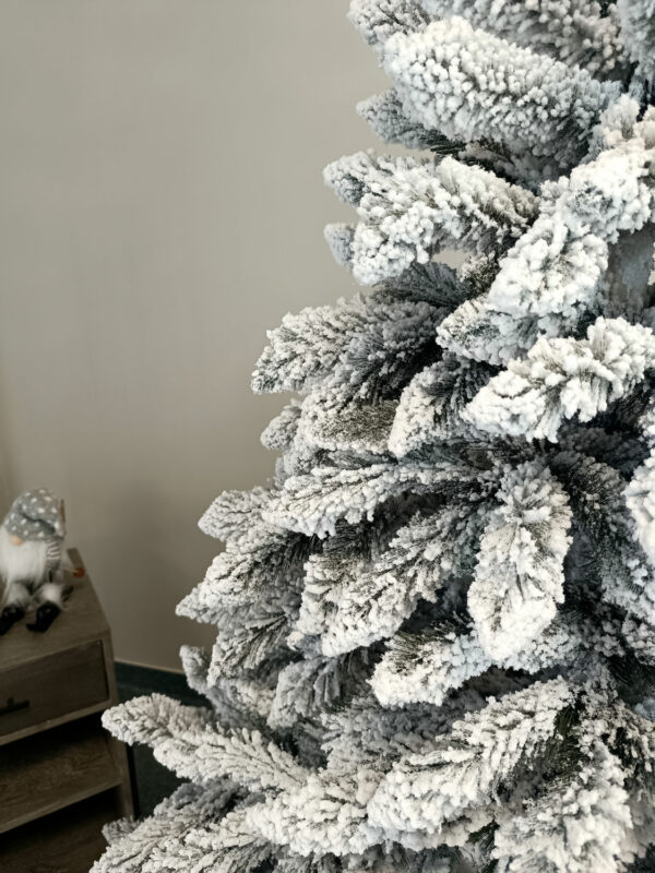Christmas Deluxe by Sersimo mesterséges karácsonyfa, Victoria nins modell, 2D, 200 cm - Image 10