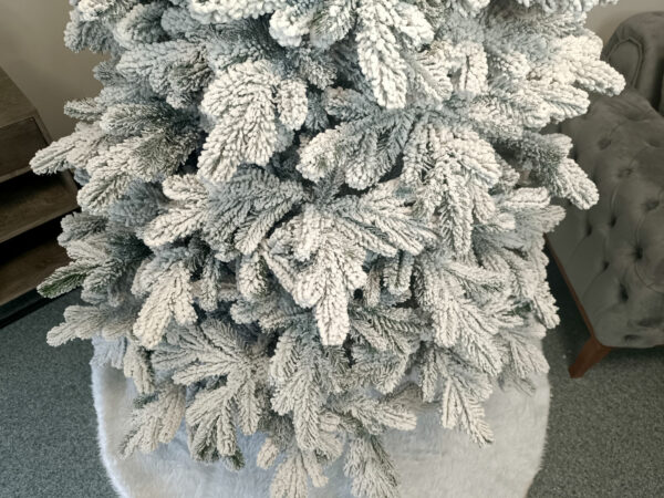 Műfenyő Christmas Deluxe by Sersimo, Kovalivska havas, 3D, 210 cm - Image 16