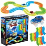 Circuit masinute Magic Tracks, cu 165 de piese, pista iluminata configurabila
