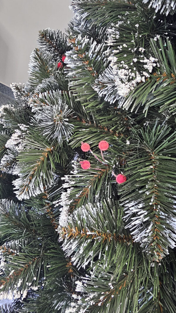 Műfenyő Christmas Deluxe by Sersimo, Crystal havas áfonyás, 2D, 220 cm - Image 14