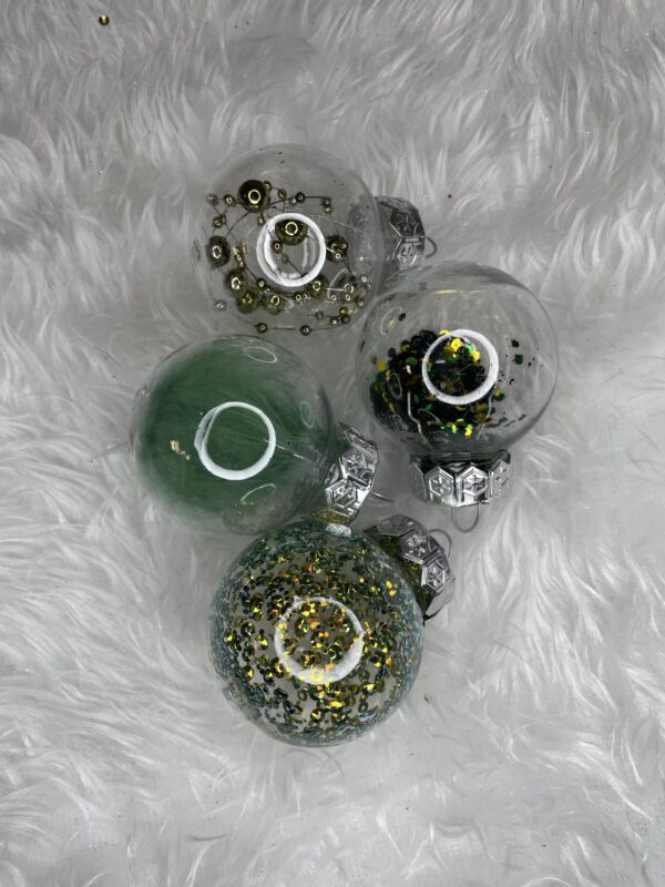 Set globuri de Craciun Inedit, 24 bucati, 5cm, transparente si verde - Image 10