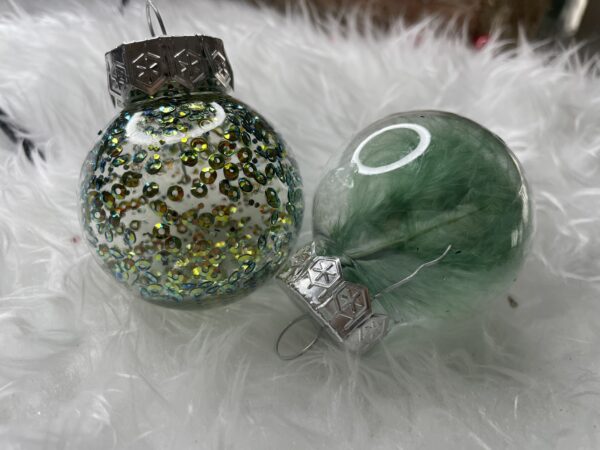 Set globuri de Craciun Inedit, 24 bucati, 5cm, transparente si verde - Image 15