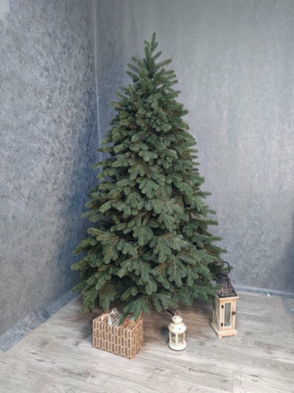 Műfenyő Christmas Deluxe by Sersimo, Kovalivska zöld, 3D, 210 cm - Image 4