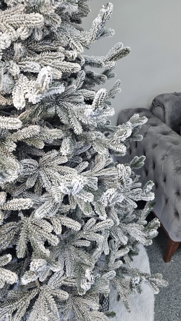 Mesterséges karácsonyfa Christmas Deluxe by Sersimo, Viena havas, 3D, 250 cm - Image 16