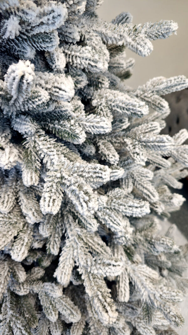 Mesterséges karácsonyfa Christmas Deluxe by Sersimo, Viena Select havas, teljesen 3D, 180 cm - Image 7