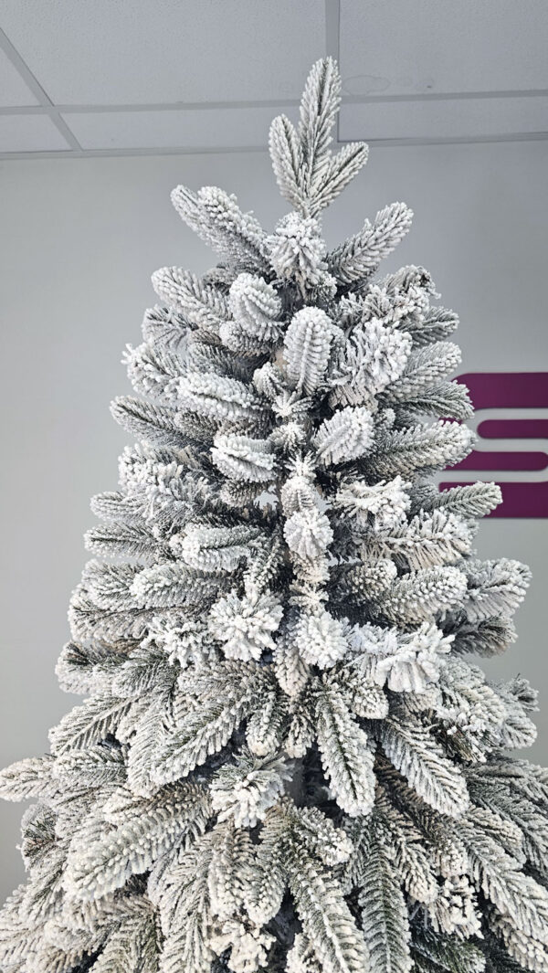 Műfenyő Christmas Deluxe by Sersimo, Global havas, 2D+3D mix, 210 cm - Image 9