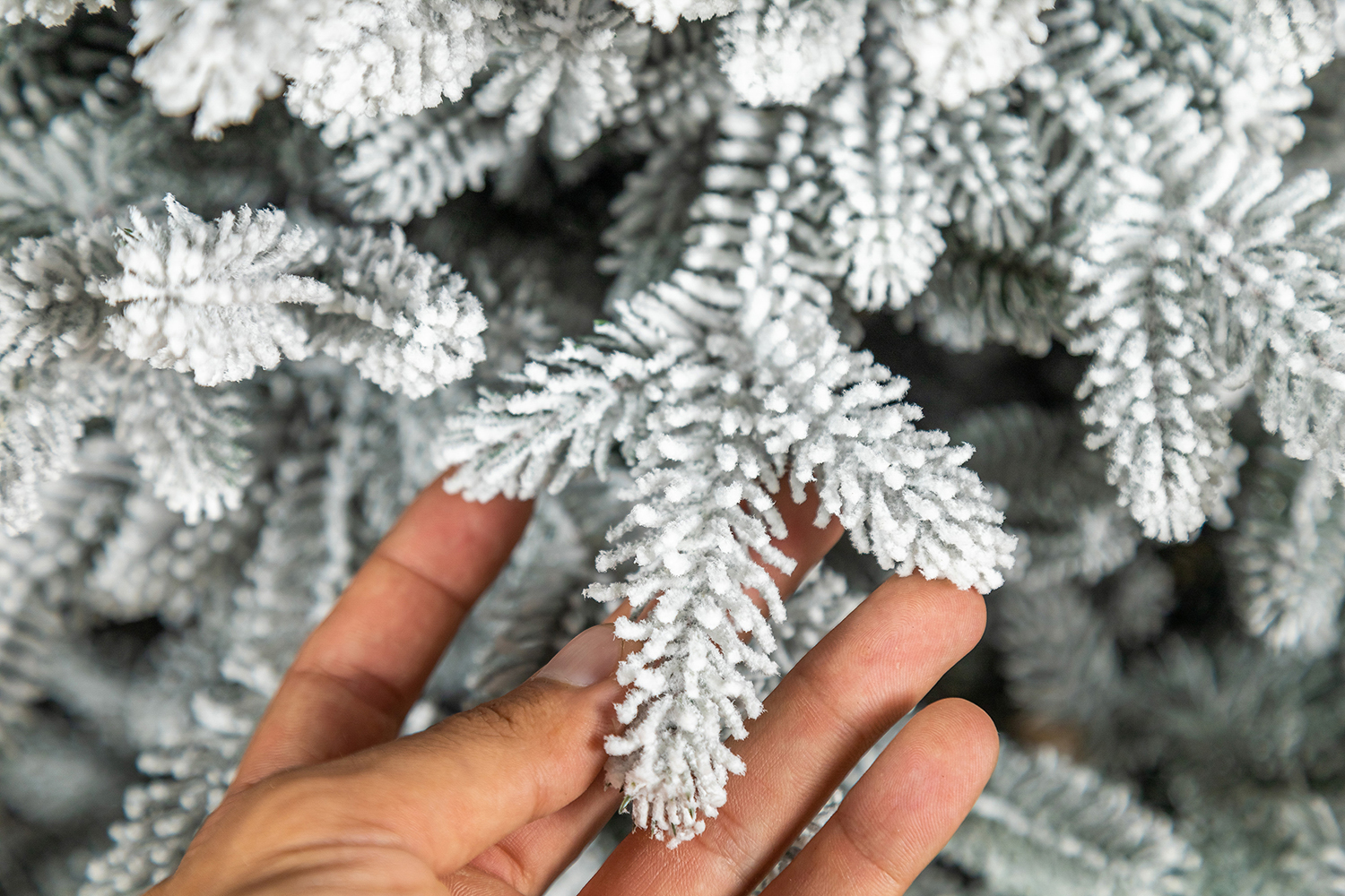 Brad artificial Christmas Deluxe by Sersimo, Alpin Select nins, integral 3D, 180cm - Image 7