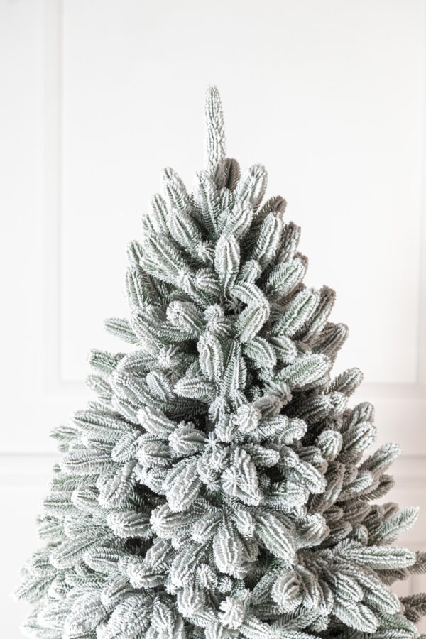 Mesterséges karácsonyfa Christmas Deluxe by Sersimo, Laponia Select havas kivitel, teljesen 3D, 210 cm - Image 2