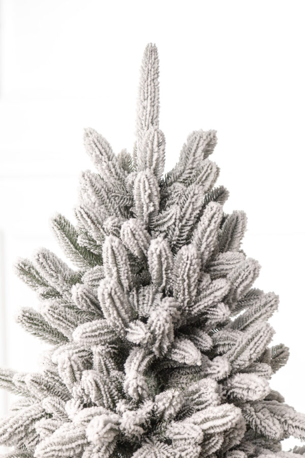 Mesterséges karácsonyfa Christmas Deluxe by Sersimo, Laponia Select havas kivitel, teljesen 3D, 210 cm - Image 17