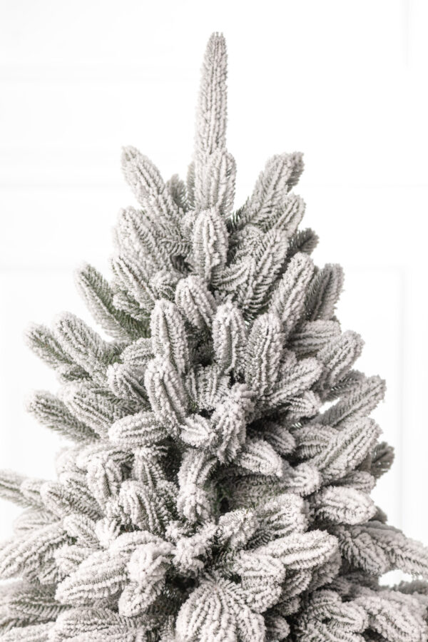 Mesterséges karácsonyfa Christmas Deluxe by Sersimo, Laponia Select havas kivitel, teljesen 3D, 210 cm - Image 18