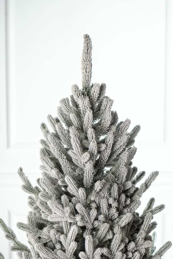 Műkarácsonyfa Christmas Deluxe by Sersimo, Vienna Select havas, teljesen 3D, 230 cm - Image 27
