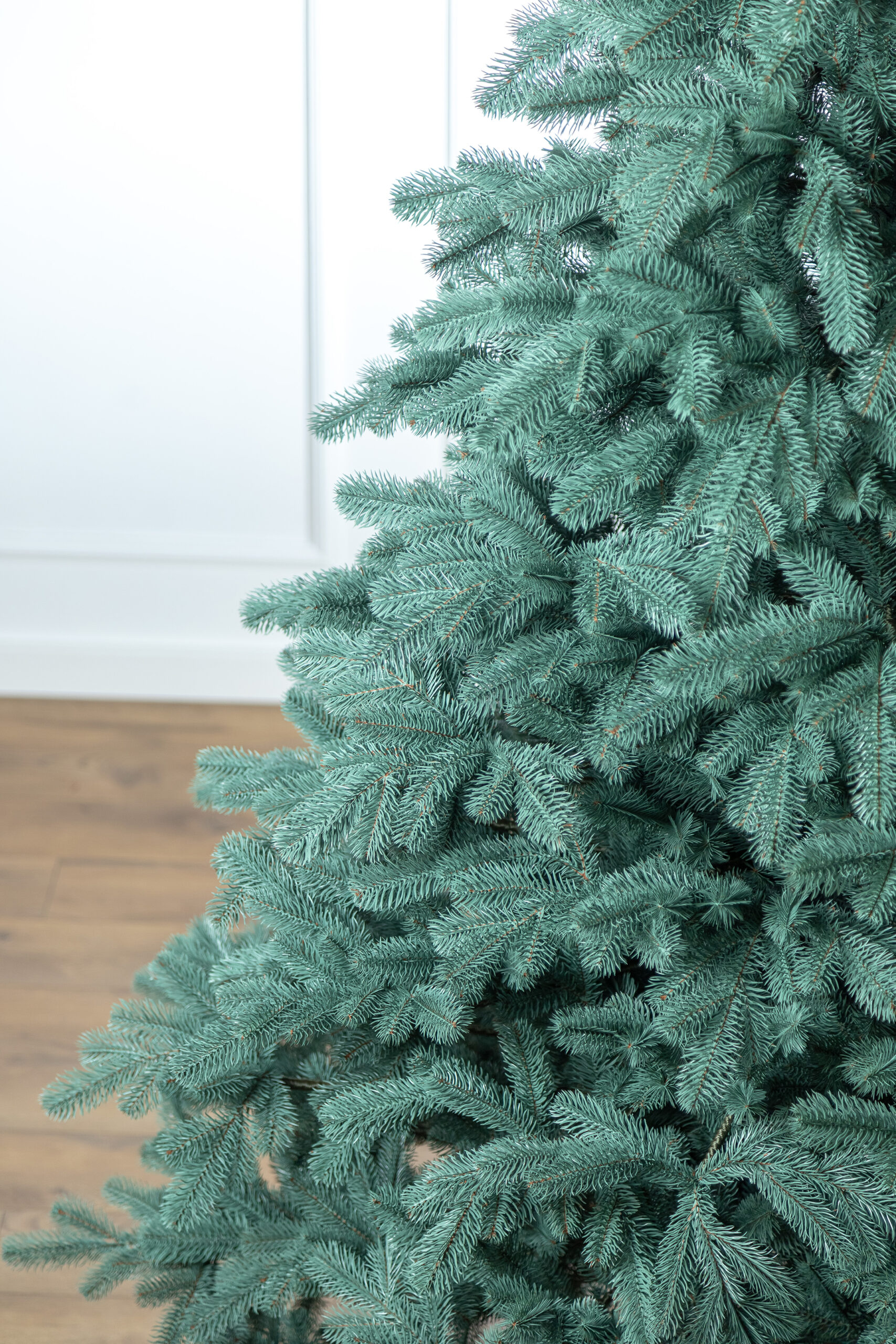 Brad artificial Christmas Deluxe by Sersimo, Kovalivka Select argintiu, integral 3D, 210cm - Image 2
