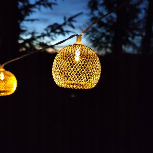 Fényfüzér, LED, Altros modell, 10 izzó, 380cm, napelemes töltés, meleg fehér fény