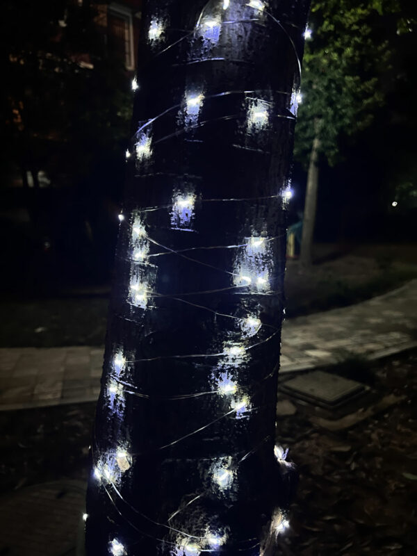 Lineáris fényfüzér, 100 LED, 990 cm, napelemes töltés, hideg fehér - Image 2