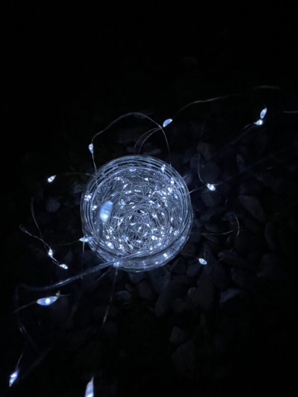 Lineáris fényfüzér, 100 LED, 990 cm, napelemes töltés, hideg fehér - Image 13