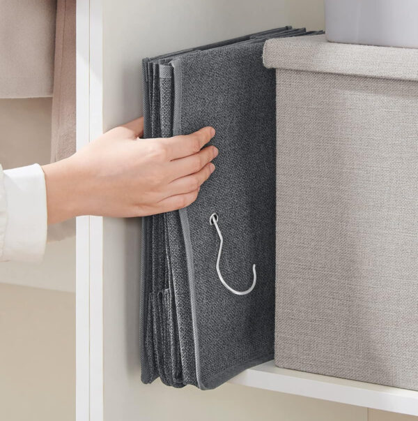 SONGMICS Raft suspendat organizator pentru dulapuri, pliabil, textil, 30x30x90cm, gri - Image 8