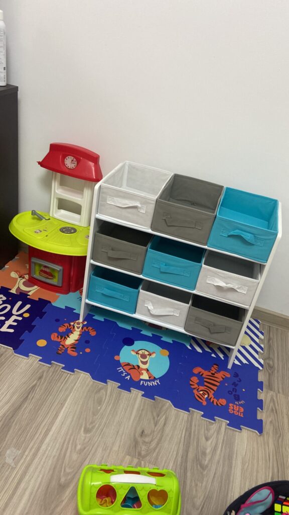 Image #2 from Cosmina