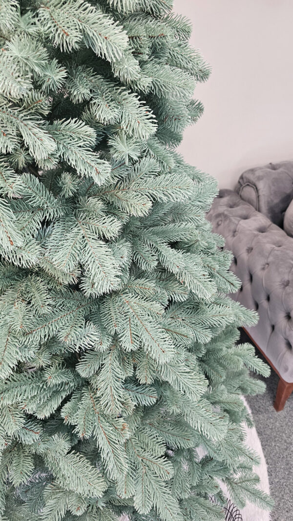 Műkarácsonyfa Christmas Deluxe by Sersimo, Kovalivska ezüst, 3D, 210 cm - Image 20