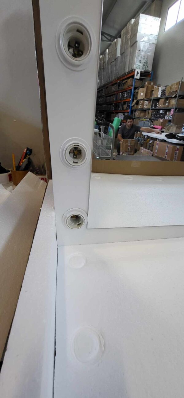 RESIGILAT: Masa de toaleta si machiaj Hollywood Pro, alba, cu 4 sertare, oglinda si 12 LED-uri, 90x40x140 cm - Image 3