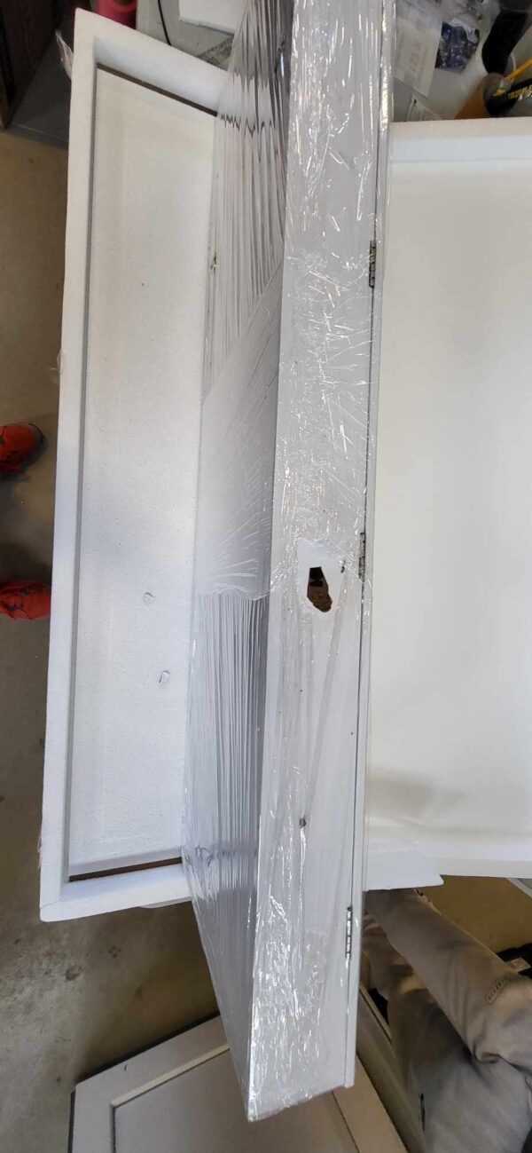 RESIGILAT: SONGMICS Dulap de bijuterii cu oglinda, montare pe perete, incuietoare, 37x10x120cm, alb - Image 3