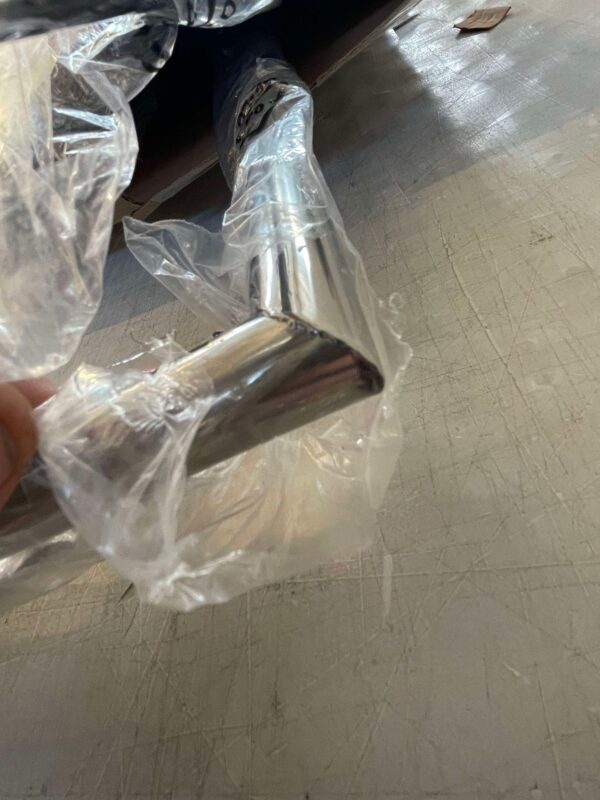 RESIGILAT: Suport metalic de baie pentru prosoape, cu 2 brate, 80 cm, argintiu cromat - Image 3