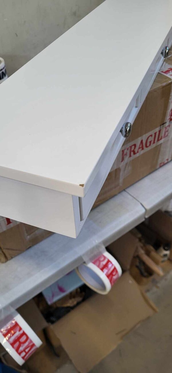 RESIGILAT: SONGMICS Raft de perete plutitor cu 3 sertare, din MDF lucios, 80x15x10 cm, alb - Image 3