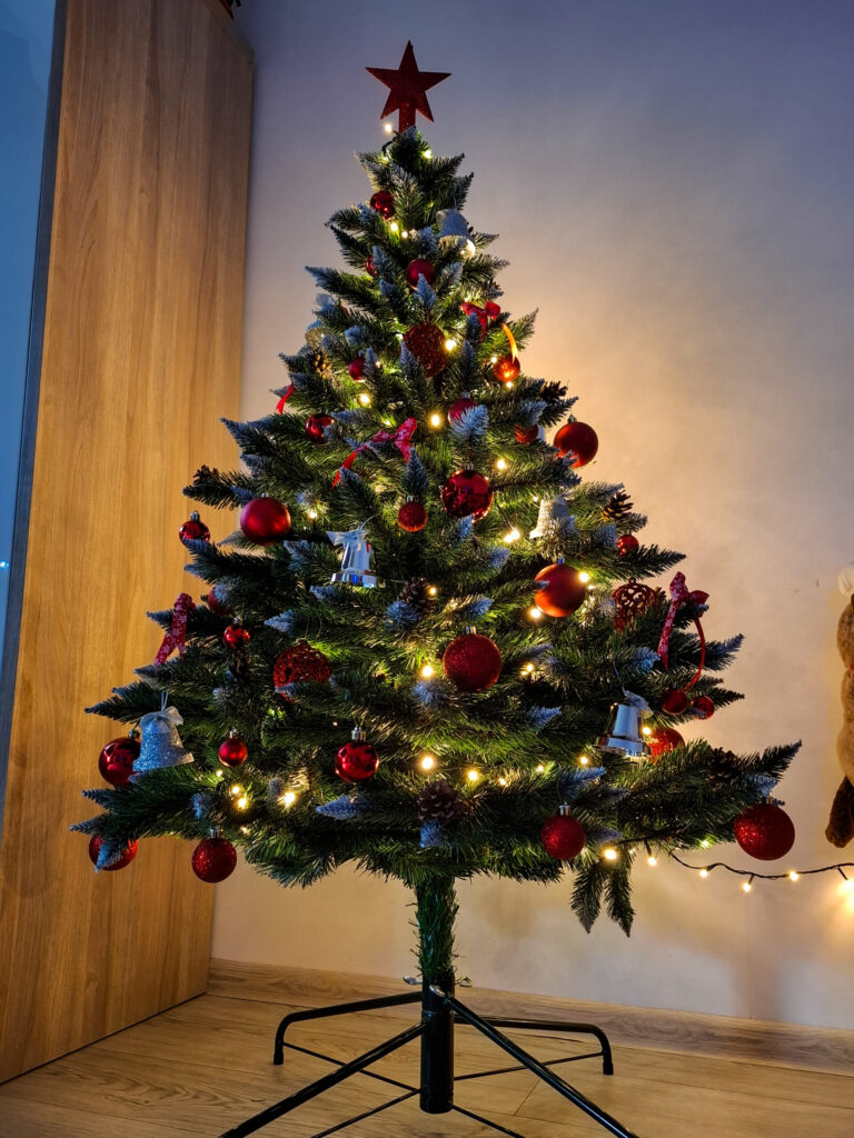 Image #1 from Denisa Handrea