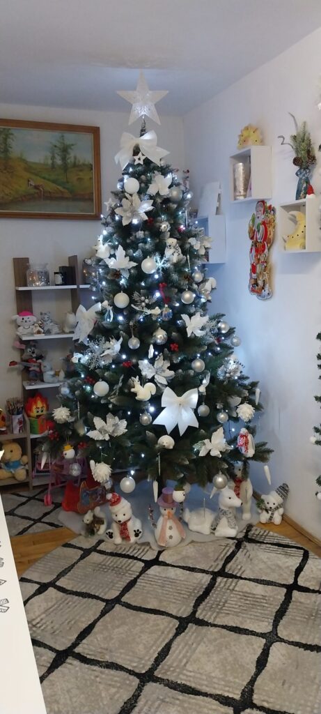 Image #2 from Cretu Veronica