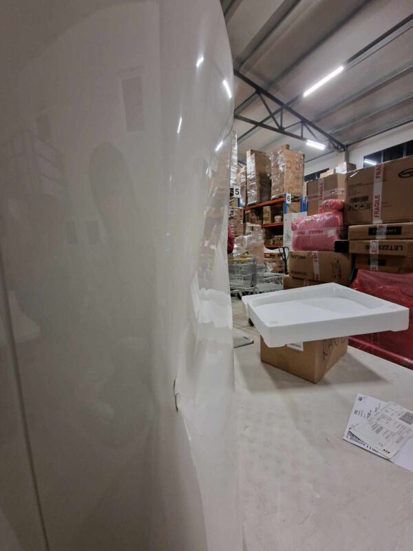 ÚJRACSOMAGOLT TERMÉK: SONGMICS Acél hulladékgyűjtő pedállal, műanyag belső vödör, lassan záródó fedél, 50L, 43x32x66cm, fehér - Image 2