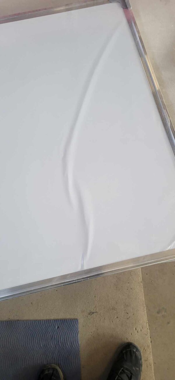 ÚJRACSOMAGOLT TERMÉK: Falra szerelhető írótábla, mágneses, alsó polccal, 60x90cm, fehér - Image 4